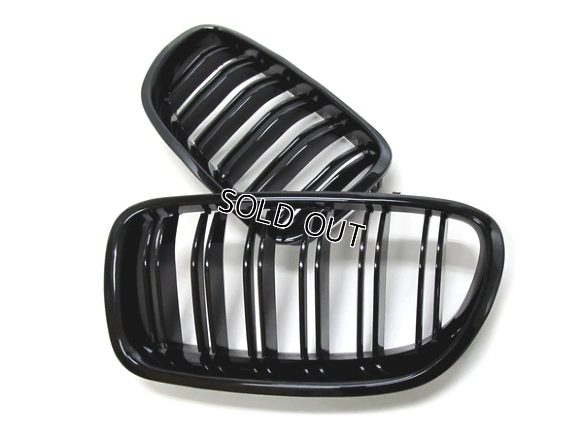 画像2: BMW M-Look フロントグリル (グロスブラック) for F10/F11 (2)