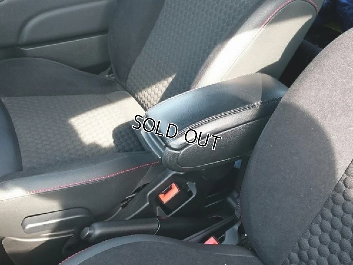 画像3: OMTEC アームレストコンソール for VW UP! (3)