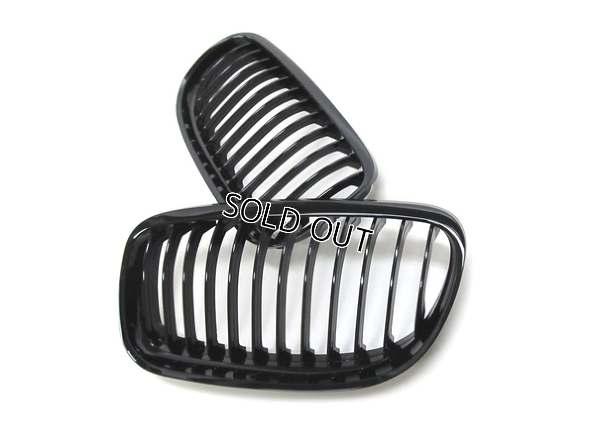 画像2: 【OUTLET】BMW フロントグリル (グロスブラック) for E90/E91 LCI (3シリーズ後期) (2)