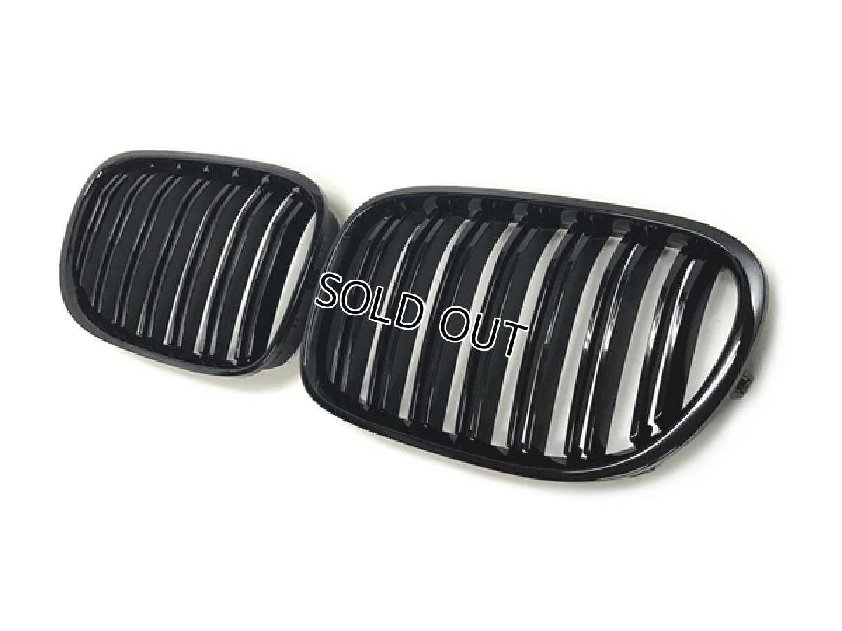 画像3: BMW M-Look フロントグリル (グロスブラック) for F01/F02 (3)