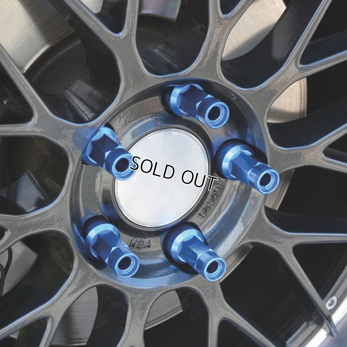 画像2: FOLIATEC Lug Nuzz Cover ラグナットカバー "17mm" BLUE(ブルー) (2)