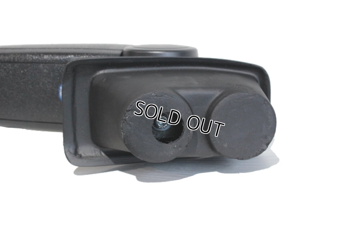 画像4: OMTEC アームレストコンソール  for Peugeot208 (4)