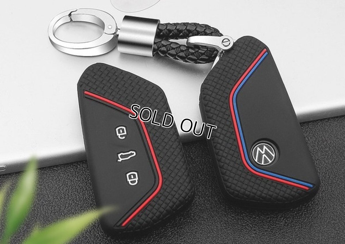 画像3: Autostyle シリコンキーカバー with キーチェーン Red/BK for GOLF8  (3)