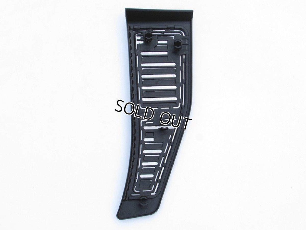 画像3: Autostyle フットレスト for AUDI Q7/VW Touareg (3)