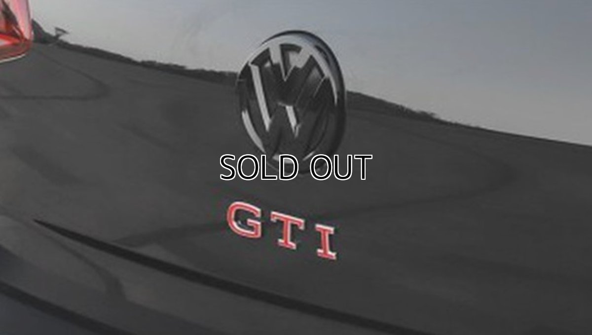 画像2: VW リアエンブレム GTI (2)