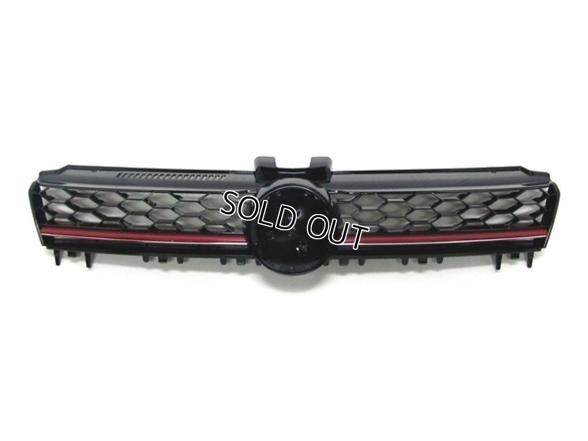 画像2: AutoStyle Golf7 GTI-Look フロントグリル (with ロゴベース) レッドライン (2)