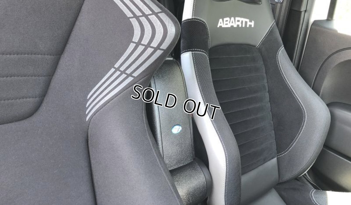 画像4: OMTEC アームレストコンソール【V1】 for FIAT500・ABARTH500/595/695 (4)