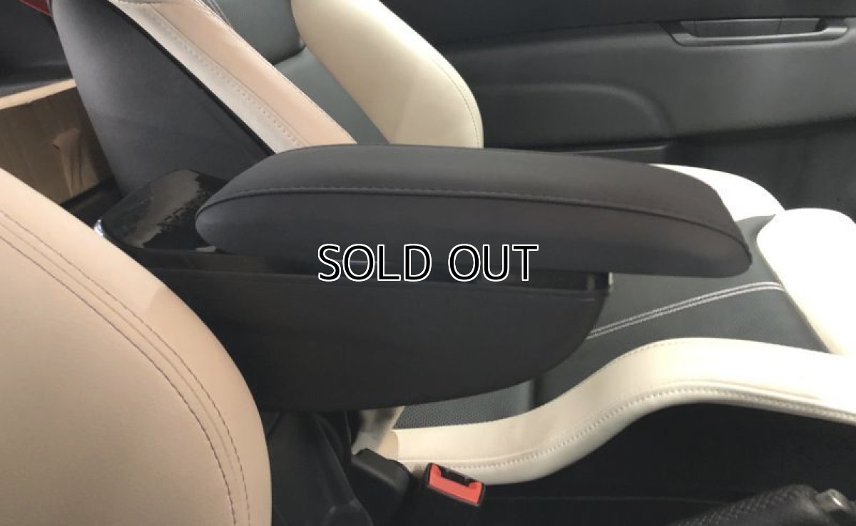 画像3: OMTEC アームレストコンソール【V2】 for FIAT500・ABARTH500/595/695 (3)