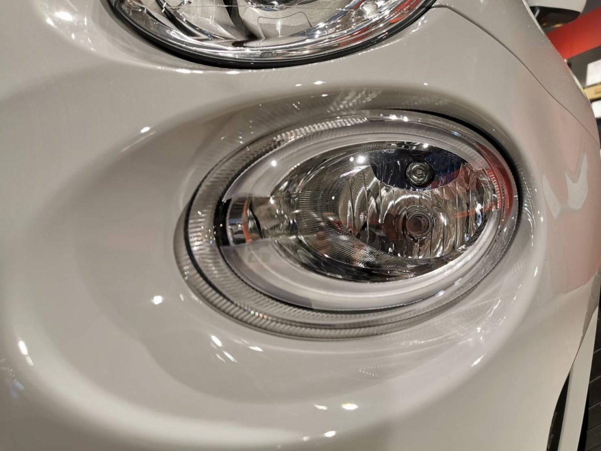 画像1: DRL T20バルブ White SilverVision for FIAT500/ABARTH595/695 (1)