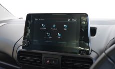 画像2: LCD Screen Protector CITROËN / PEUGEOT / FIAT 8inch Touch Screen (2)