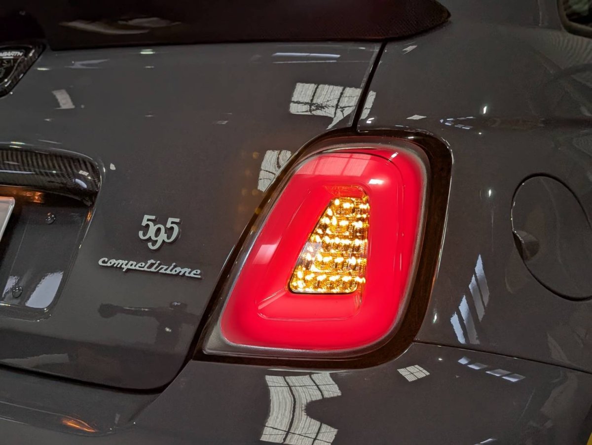 画像2: Autostye LEDテールレンズ ホワイト/クリア for FIAT500 ＆ ABARTH595/695 (2)
