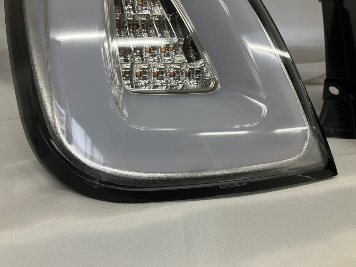 画像8: 【OUTLET】LEDテールレンズ ホワイト/クリア for FIAT500 ＆ ABARTH595/695 (8)