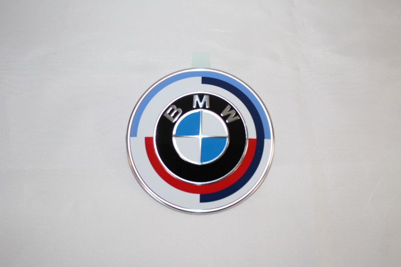 BMW M 50th Anniversary クラシック ボンネット エンブレム　74mm G80 G82 G83 M3 M4