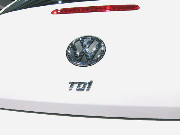 画像1: VW リアエンブレム "TDI"